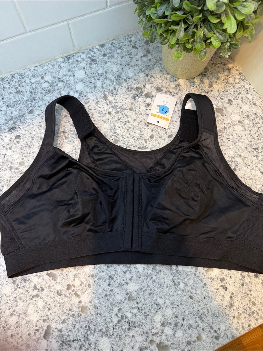 Delimira Firm Support Bra Full Coverage Cup front closure New size 42B black